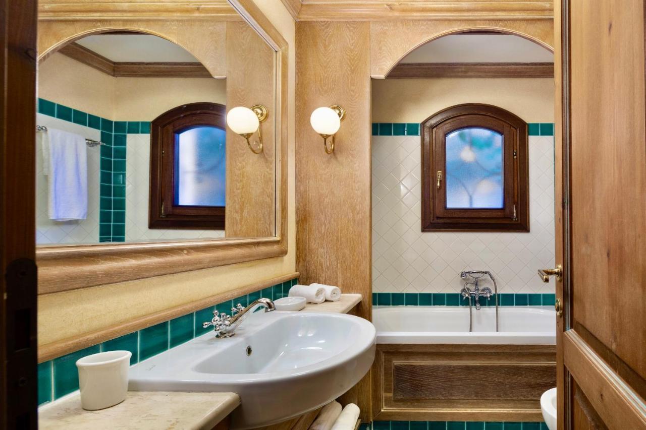 Residence Con Piscina A Liscia Di Vacca, 350 Mt Dal Mare, 3 Km Da Porto Cervo Exterior photo