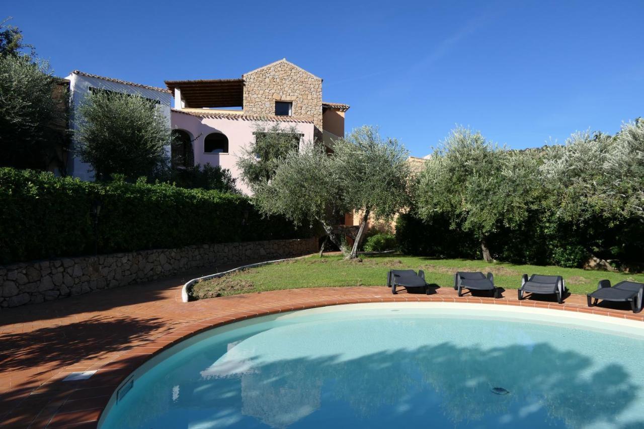 Residence Con Piscina A Liscia Di Vacca, 350 Mt Dal Mare, 3 Km Da Porto Cervo Exterior photo